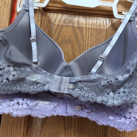 Jessica Simpson 2 bras with gentle lift and flower lace details. 34C NWT - Picture 3 of 16